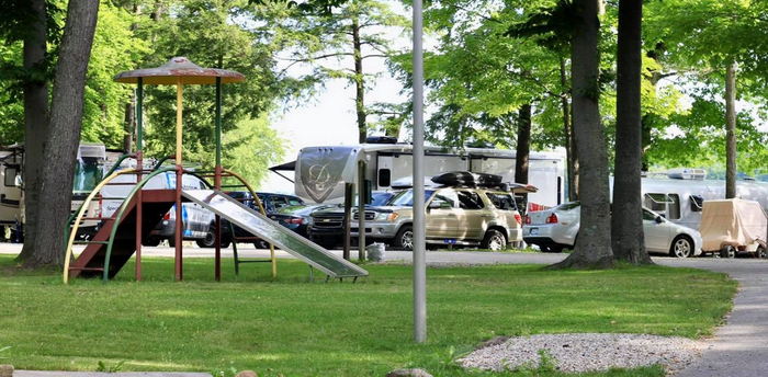 Holiday Park Campground - From Web Listing (newer photo)